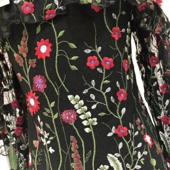 Red Carter Brianne Floral Embroidered Blouse Ruffle Sleeves Black Red  NWT S - Picture 8 of 11